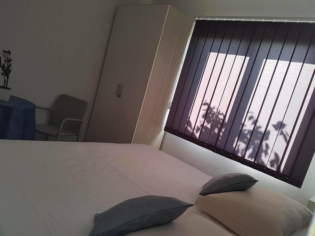 Apartments Iva Pakoštane Eksteriør billede