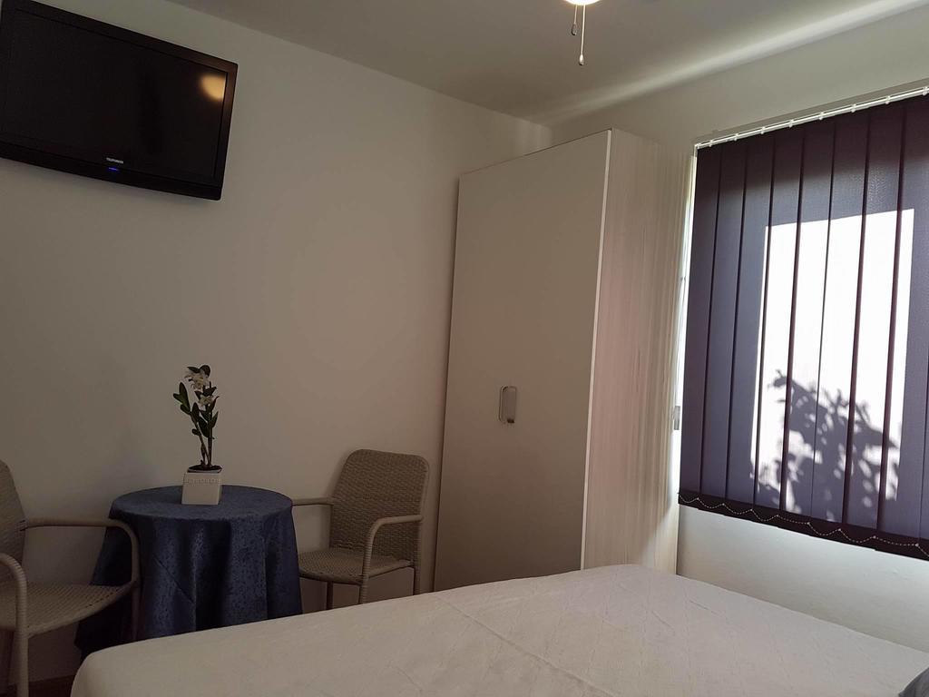 Apartments Iva Pakoštane Eksteriør billede